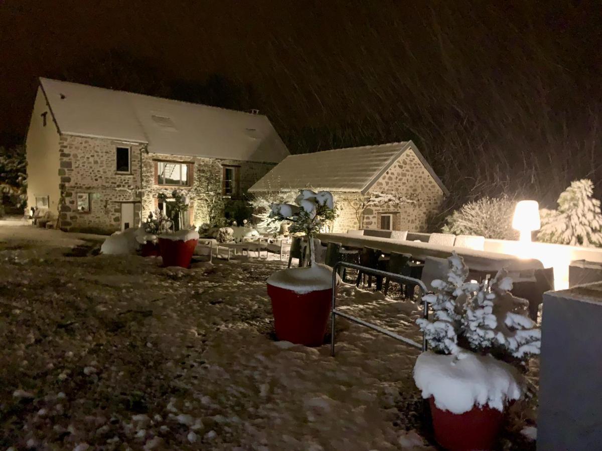 Domaine De La Jarrige Hotel Saint-Vaury Bagian luar foto