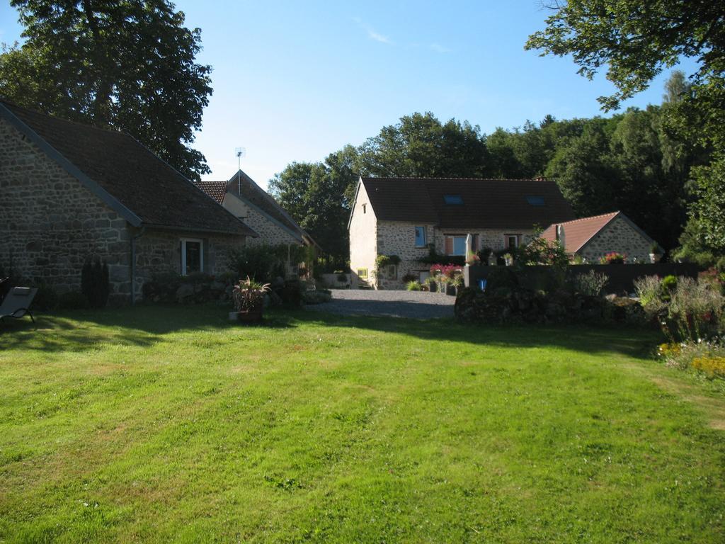 Domaine De La Jarrige Hotel Saint-Vaury Bagian luar foto