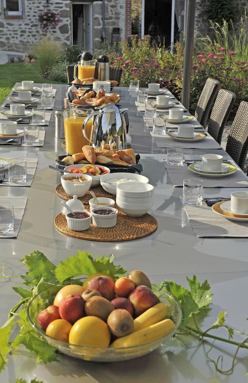 Domaine De La Jarrige Hotel Saint-Vaury Bagian luar foto