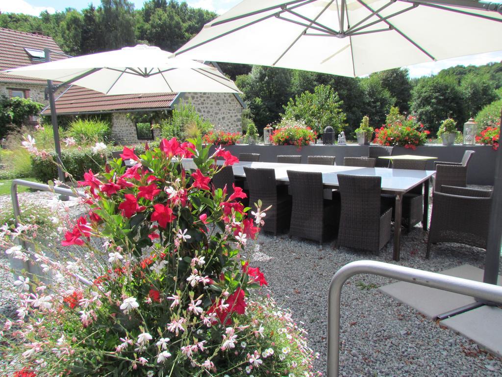 Domaine De La Jarrige Hotel Saint-Vaury Bagian luar foto