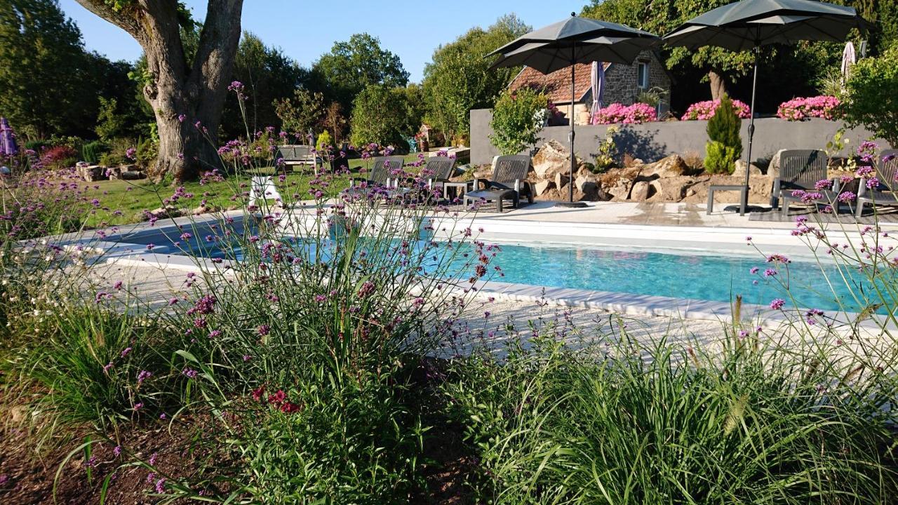 Domaine De La Jarrige Hotel Saint-Vaury Bagian luar foto