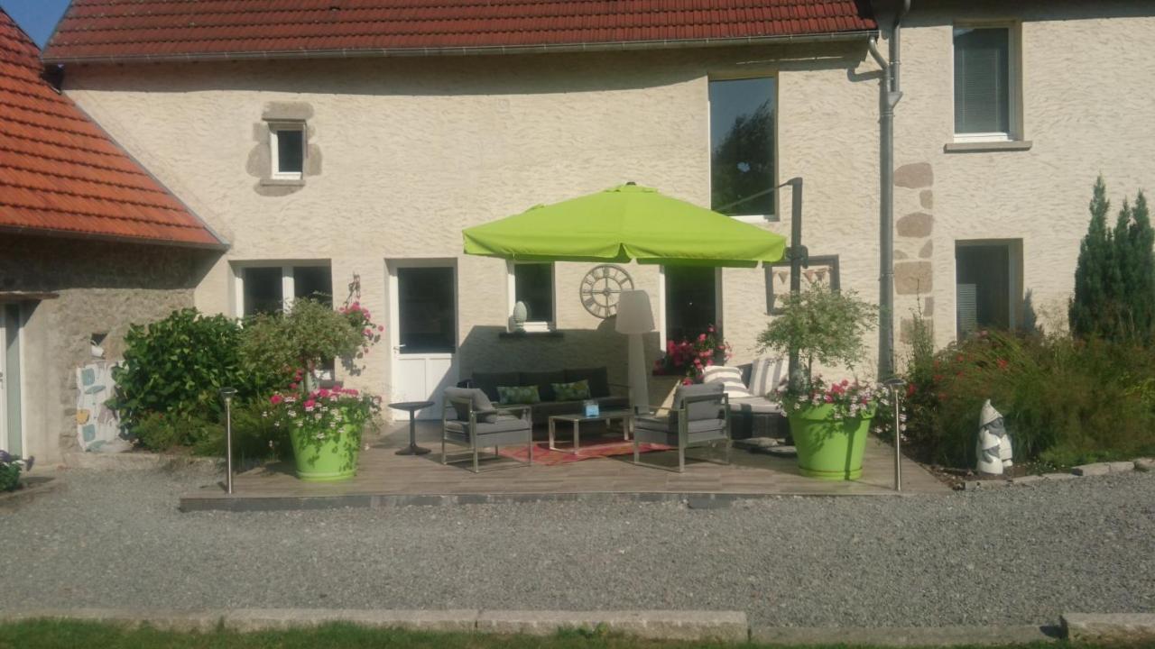 Domaine De La Jarrige Hotel Saint-Vaury Bagian luar foto